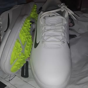 Nike golf sneaker